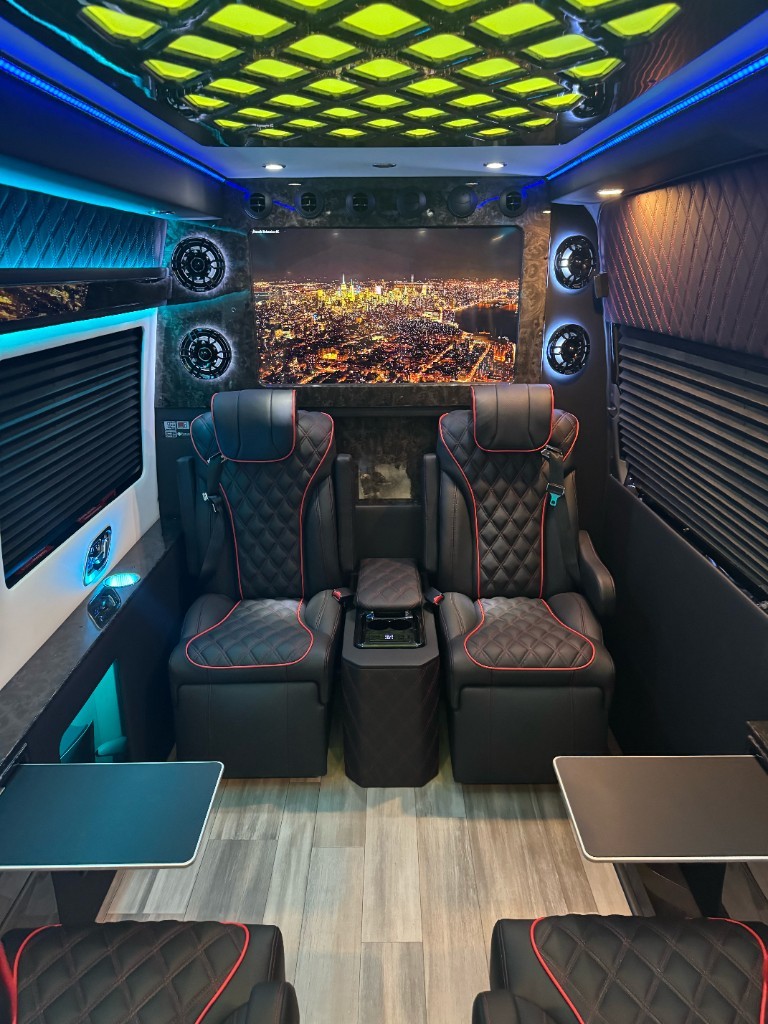 Mercedes-Benz Sprinter 3500XD Jet Edition 2026